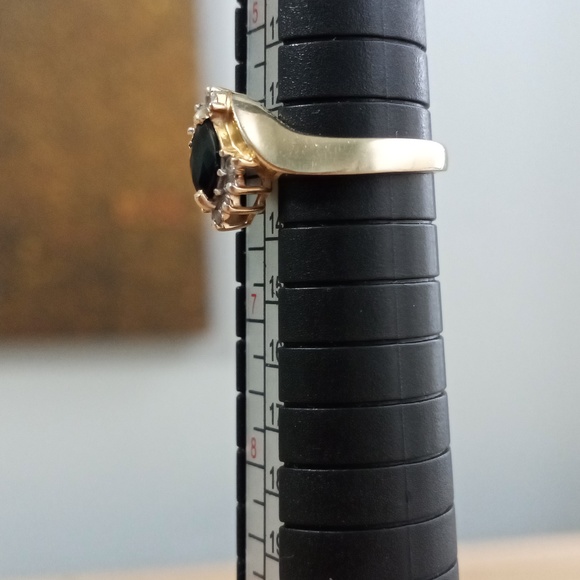 RING 14K Yellow Gold Sapphire and Diamond Cocktail ring Size 6 approximately - Picture 9 of 11